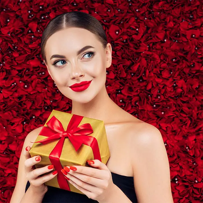 December skin care product special, 15% off all products. | Contour Dermatology December skin care product special, 15% off all products.