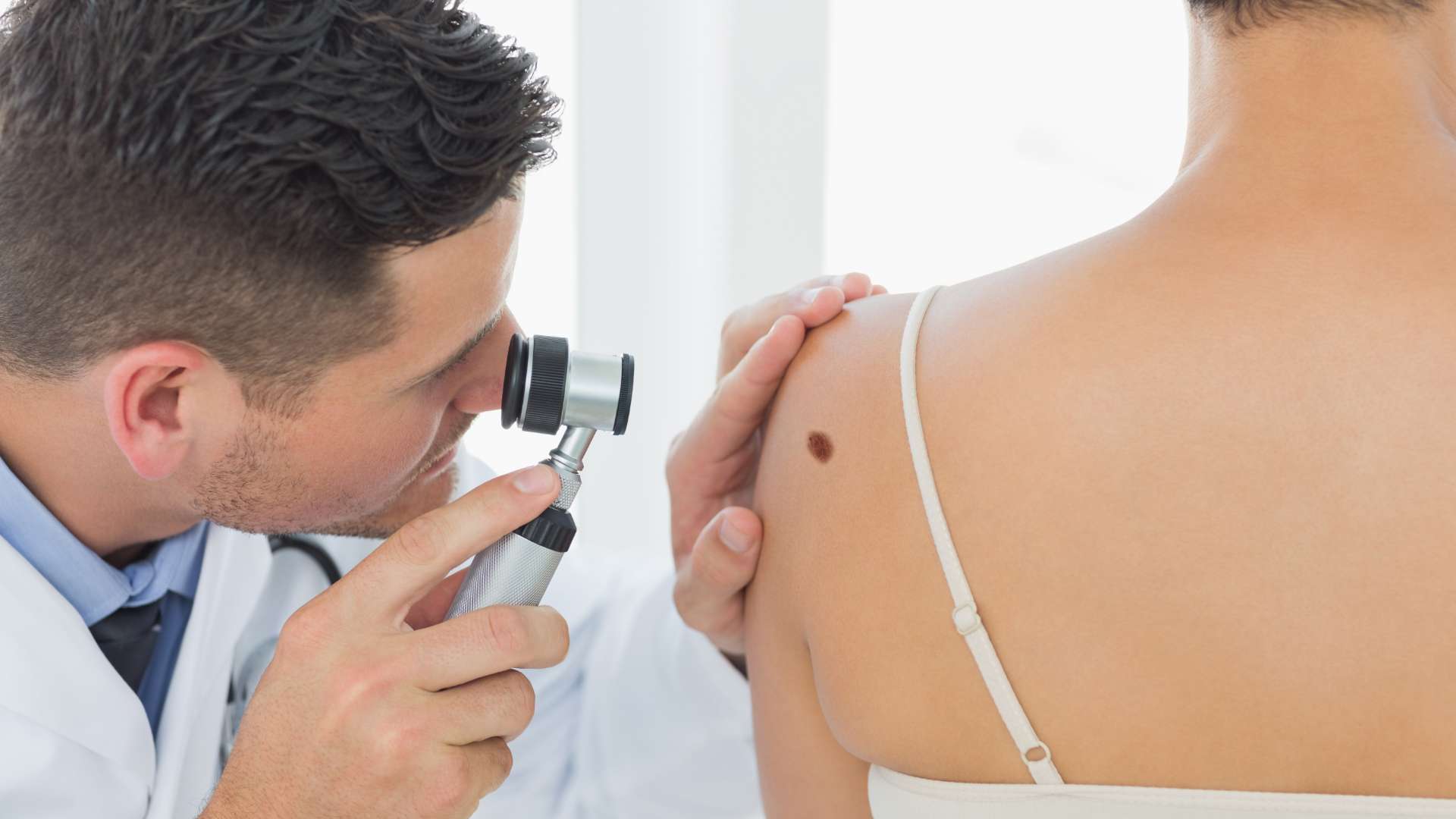 Medical dermatology is the treatment of skin conditions, such as acne scars, psoriasis, rosacea, hyperpigmentation, skin cancer, keloids, and cysts. The many different skin conditions people suffer all have their own causes and symptoms. Treatments are vary widely depending on the condition.